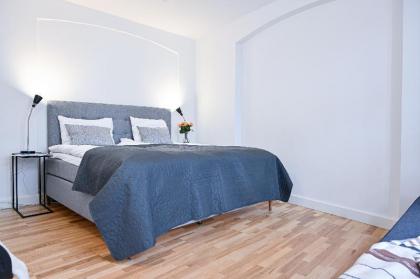 Hyggelig and spacious 4-bedroom apartment in the heart of Copenhagen - image 10