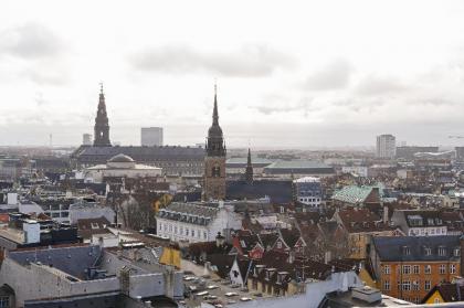 Hyggelig and spacious 4-bedroom apartment in the heart of Copenhagen - image 2
