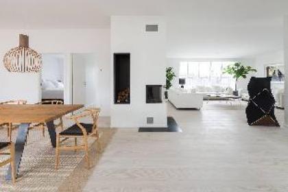 Dinesen Collection Signature Penthouse  - image 17