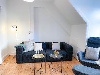 Stylish newly furnished 2 BR Apt - Heart of CPH - image 2