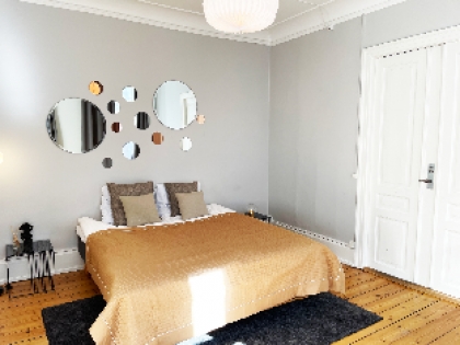 Heart of CPH - 3BR Apartment - Luxury Interior - image 10