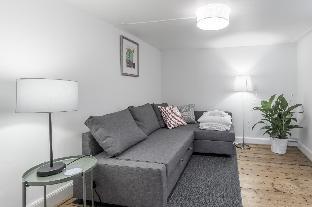 Cozy 2-Bedroom Flat in Central Copenhagen City - image 2