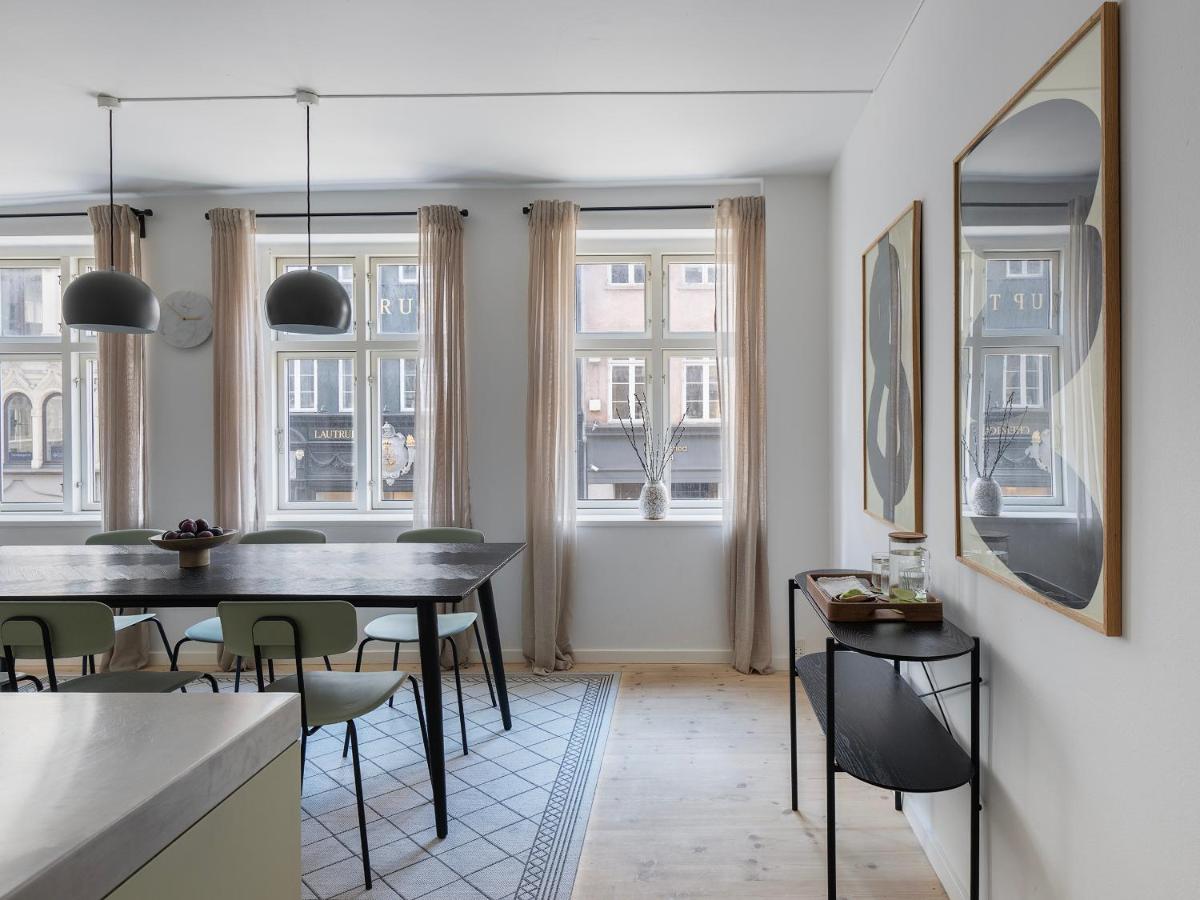 Sanders Main - Popular Two-Bedroom Duplex Apartment Next to Magical Nyhavn - image 5