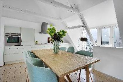 Hyggelig duplex apartment with a rooftop terrace in the neighborhood of Nyhavn - image 8