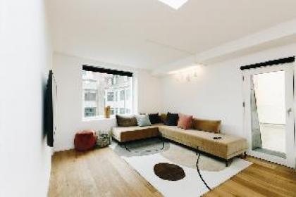 NEW 120SQM Apt · Luxury Design · Heart of CPH - image 18