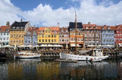 Open and light Apartment in the heart of Copenhagen - image 18