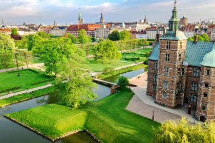 Central Apartment in Copenhagen with Free Parking - image 15