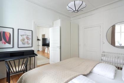 Bright Apartment in the Old Town of Copenhagen - image 16