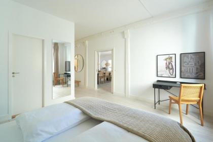 Spacious Flat Centrally Located in CPH's Old Town - image 2