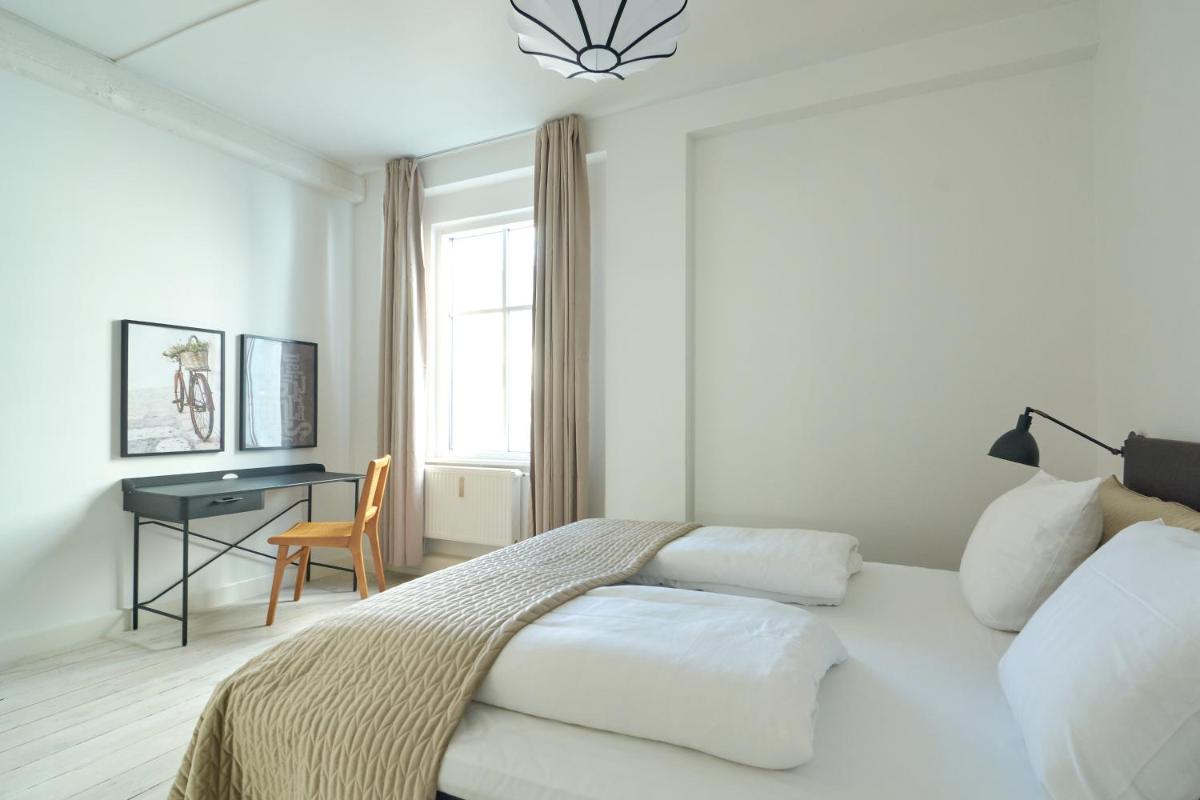 Spacious Flat Centrally Located in CPH's Old Town - image 5