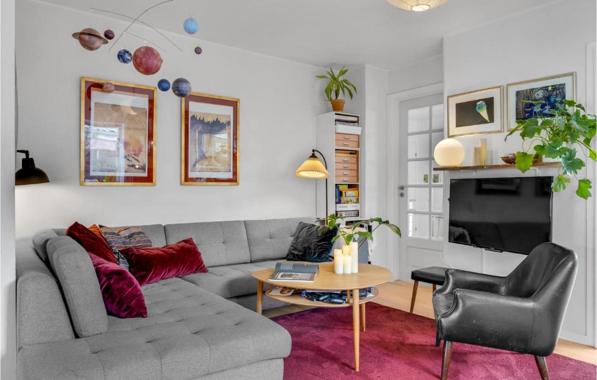 Beautiful Home In Kbenhavn S With Wifi And 2 Bedrooms - image 7