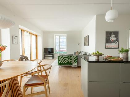 Sanders View Copenhagen - Fabulous Three-Bedroom Apartment with Harbor View - image 3